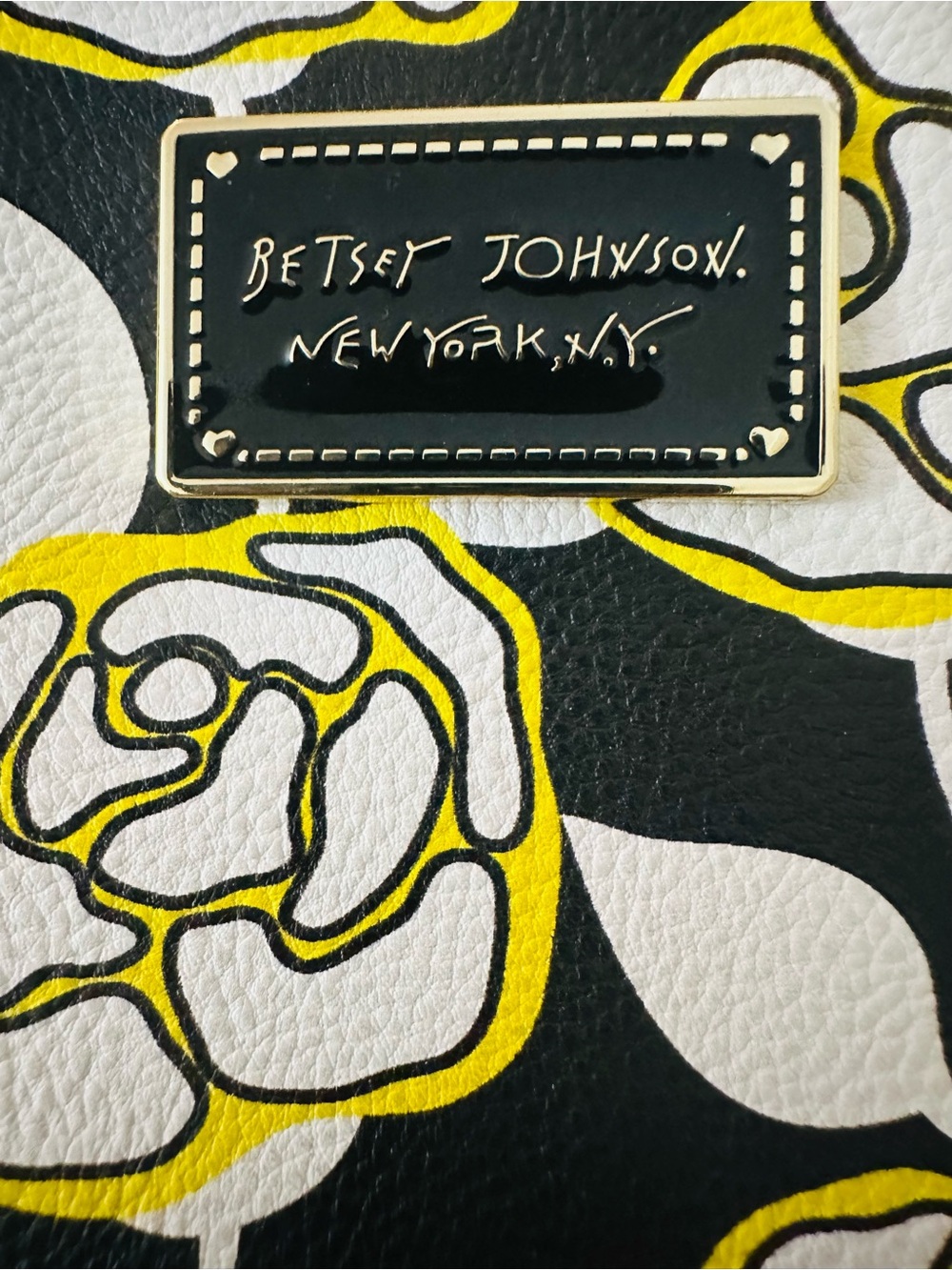 Betsey Johnson Black, White & Yellow Floral Wristlet Clutch w/ Rose Print Lining - Picture 7 of 16